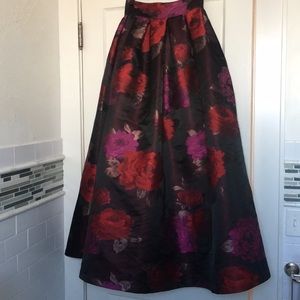 Formal maxi skirt